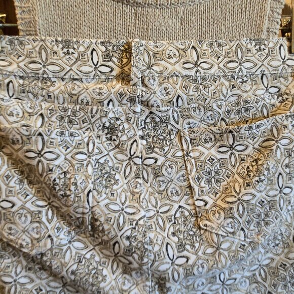 Complete Outfit - Picture 9 of 9